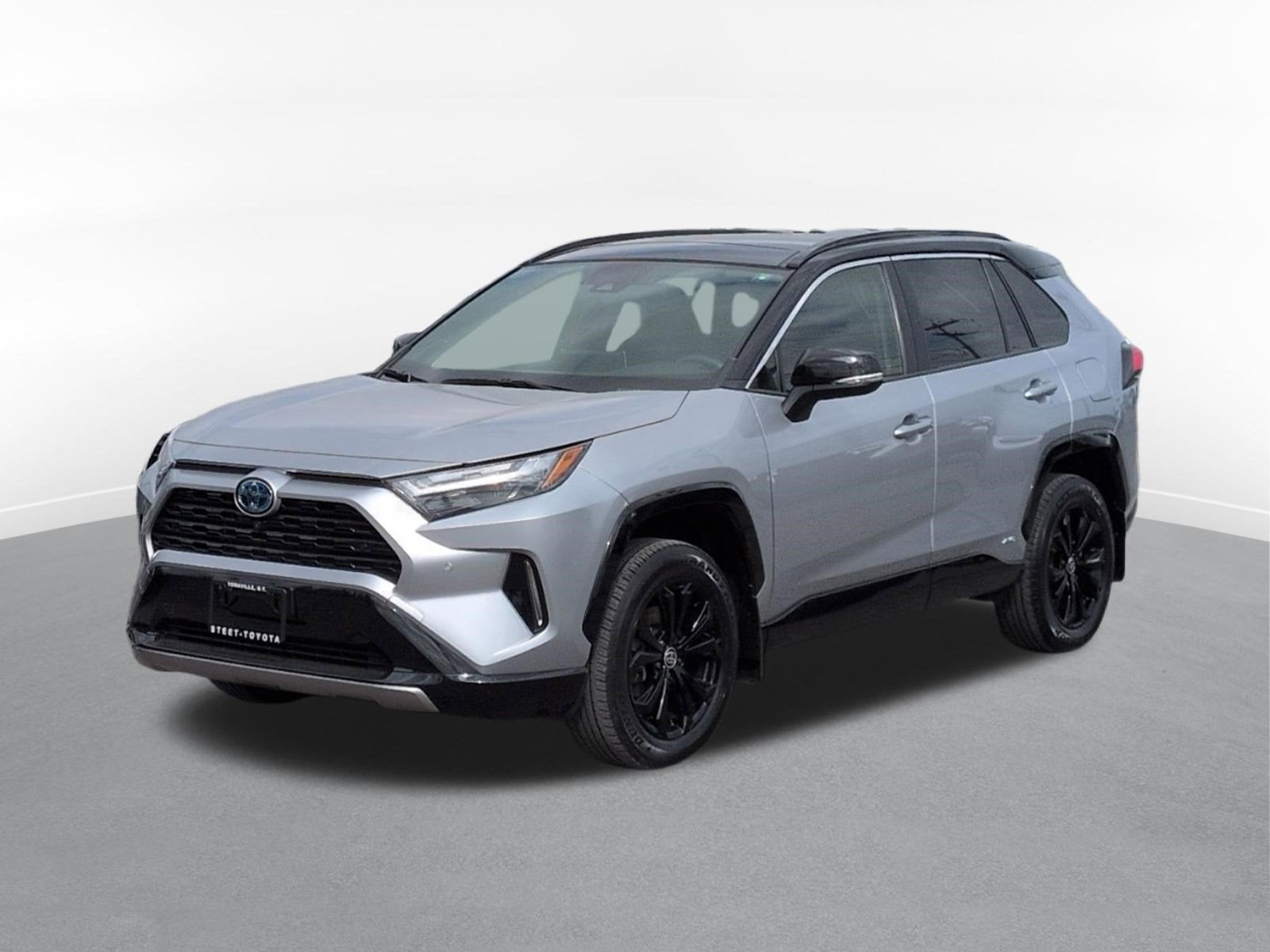 2022 Toyota RAV4 Hybrid XSE w/ Technology & Cold Weather Pkg