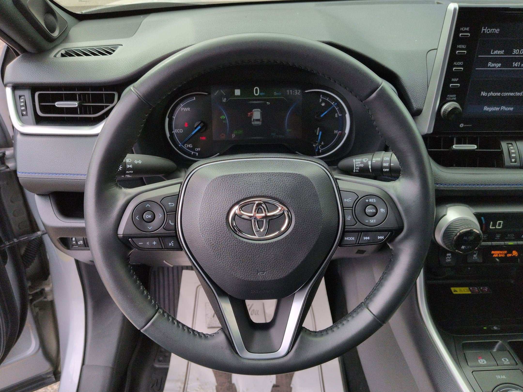 2022 Toyota RAV4 Hybrid XSE w/ Technology & Cold Weather Pkg