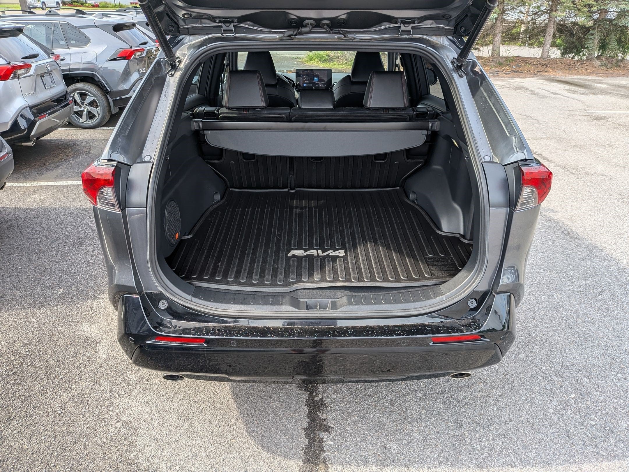 2023 Toyota RAV4 Prime XSE w/ Premium & Weather Pkg