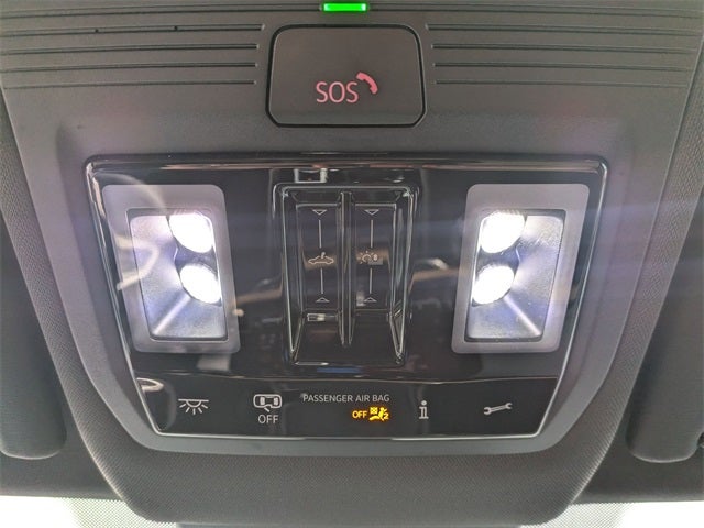 2025 Volkswagen Atlas Cross Sport 2.0T SEL R-Line Black