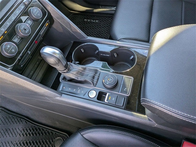 2023 Volkswagen Atlas SEL