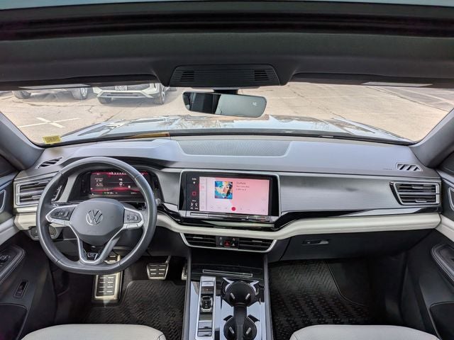2024 Volkswagen Atlas Cross Sport 2.0T SEL Premium R-Line