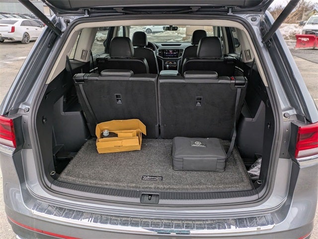 2023 Volkswagen Atlas 3.6L V6 SE w/Technology