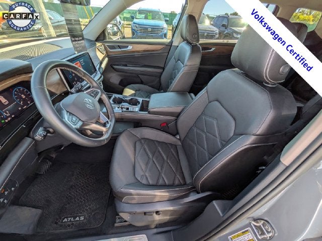 2025 Volkswagen Atlas 2.0T SE w/Technology