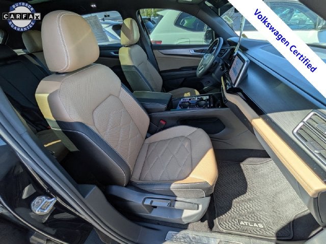 2024 Volkswagen Atlas Cross Sport 2.0T SE w/Technology