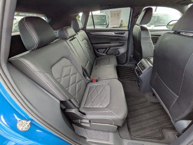 2025 Volkswagen Atlas Cross Sport 2.0T SE