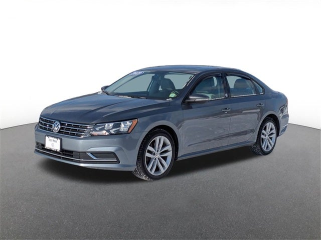 2019 Volkswagen Passat 2.0T Wolfsburg