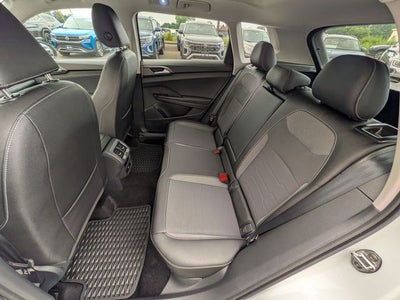 2025 Volkswagen Taos 1.5T SE Black