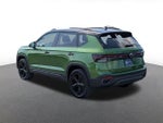 2025 Volkswagen Taos 1.5T SE Black