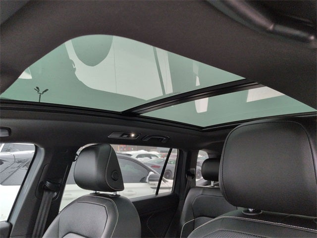 2022 Volkswagen Tiguan 2.0T SEL R-Line