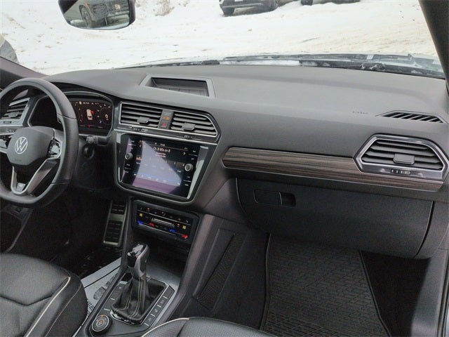 2022 Volkswagen Tiguan 2.0T SEL R-Line