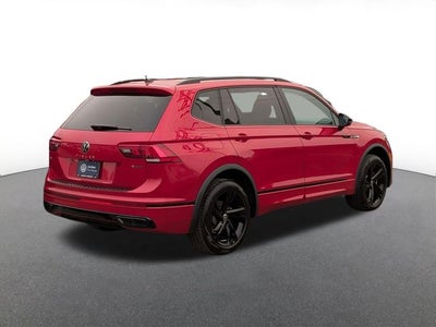 2024 Volkswagen Tiguan 2.0T SE R-Line Black