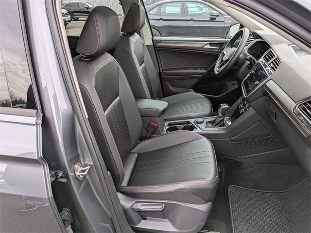 2024 Volkswagen Tiguan 2.0T Wolfsburg Edition