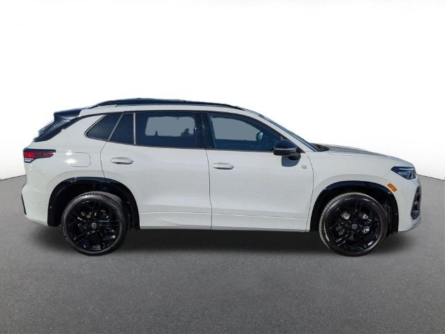 2025 Volkswagen Tiguan 2.0T SE R-Line Black