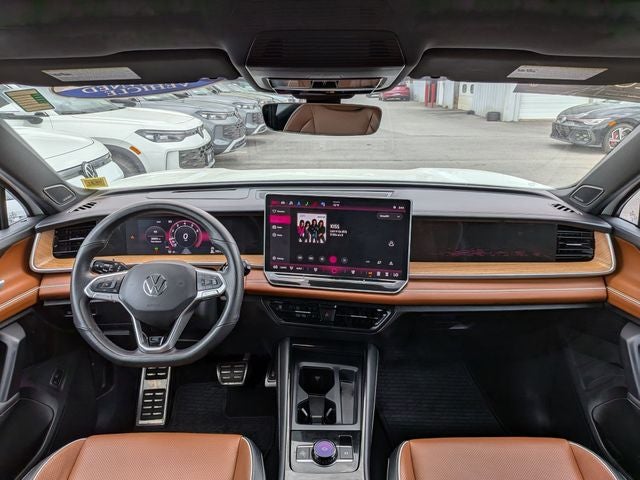 2025 Volkswagen Tiguan 2.0T SEL R-Line