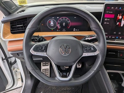 2025 Volkswagen Tiguan 2.0T SEL R-Line