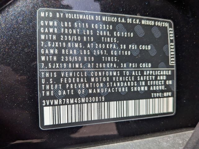 2025 Volkswagen Tiguan 2.0T SE