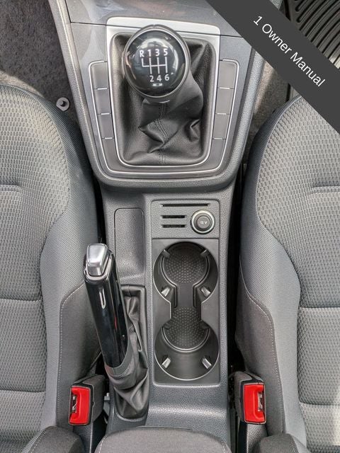 2019 Volkswagen Golf S