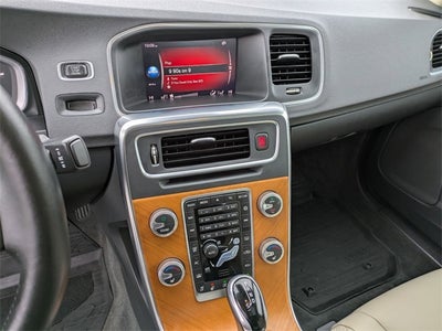 2018 Volvo S60 Inscription T5 Platinum