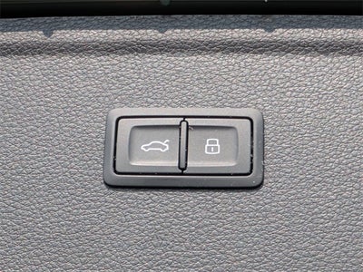 2025 Audi Q5 40 Premium quattro