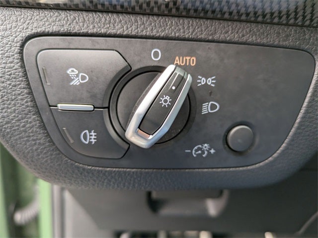 2023 Audi SQ5 Premium Plus quattro