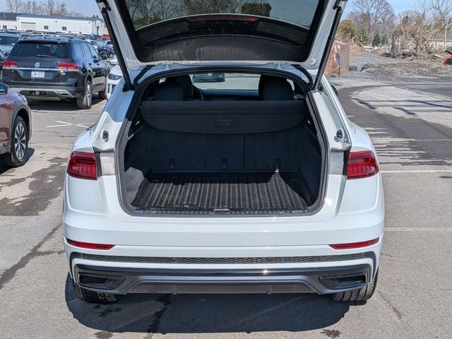 2022 Audi Q8 55 Premium Plus quattro