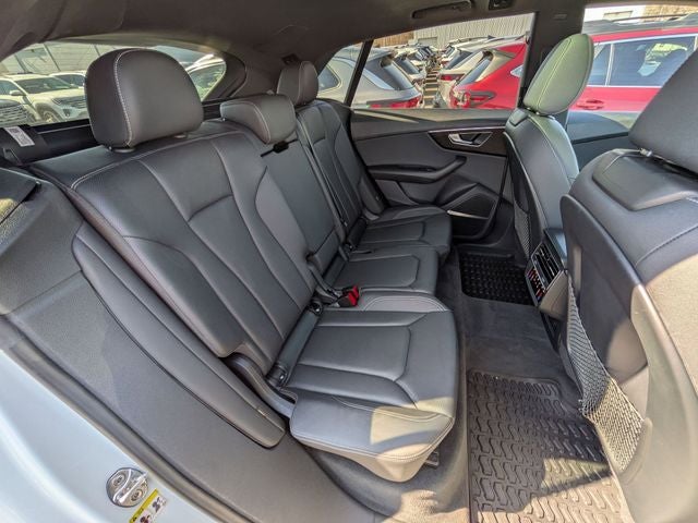 2022 Audi Q8 55 Premium Plus quattro