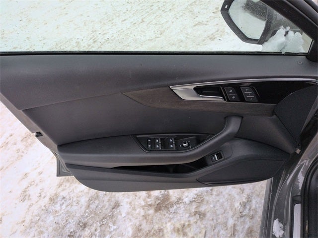 2023 Audi A4 45 S line Premium quattro