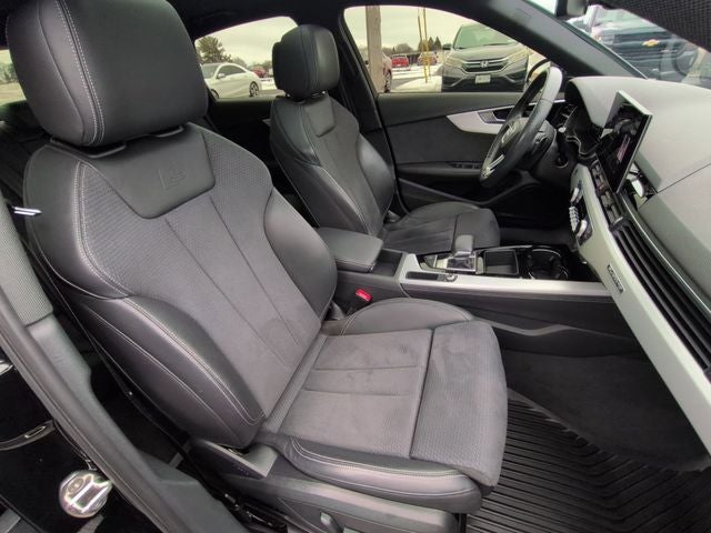 2023 Audi A4 45 S line Premium Plus quattro