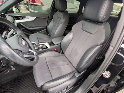 2023 Audi A4 45 S line Premium Plus quattro