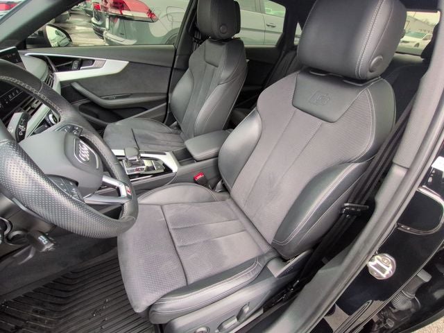 2023 Audi A4 45 S line Premium Plus quattro