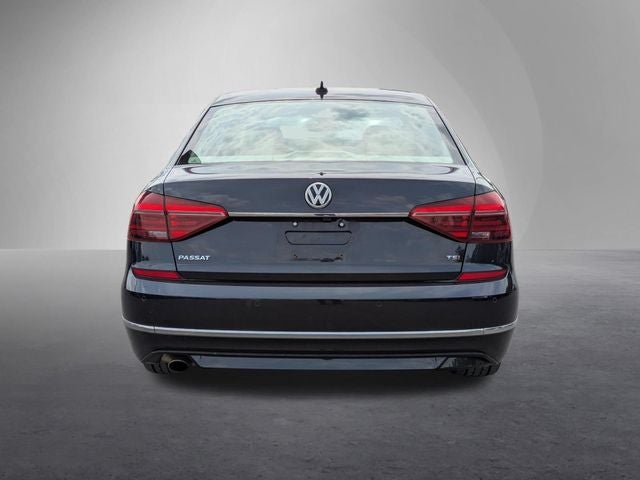 2019 Volkswagen Passat 2.0T SE R-Line