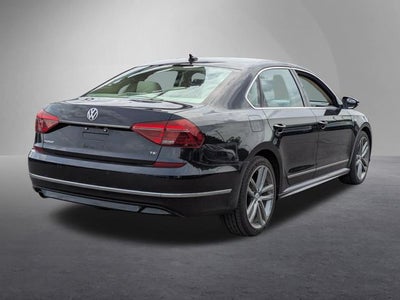 2019 Volkswagen Passat 2.0T SE R-Line