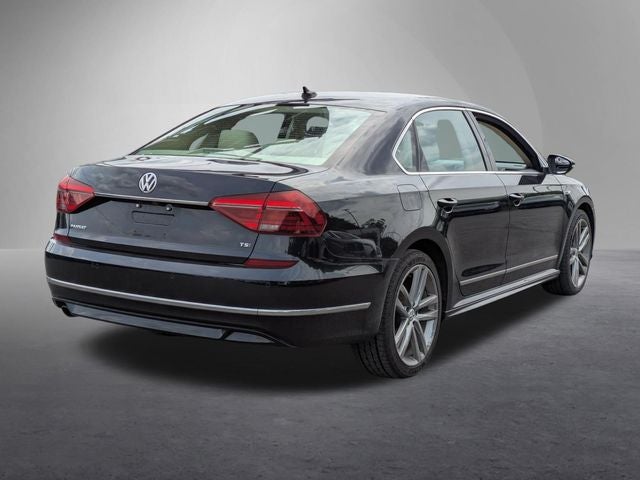 2019 Volkswagen Passat 2.0T SE R-Line