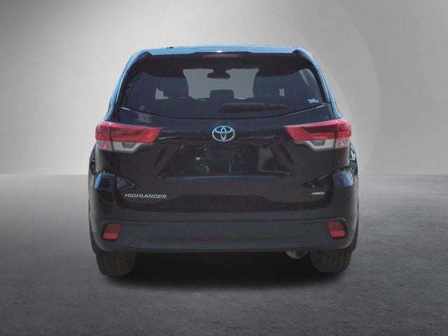 2018 Toyota Highlander LE