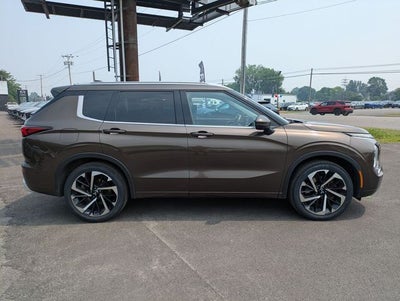 2022 Mitsubishi Outlander SEL